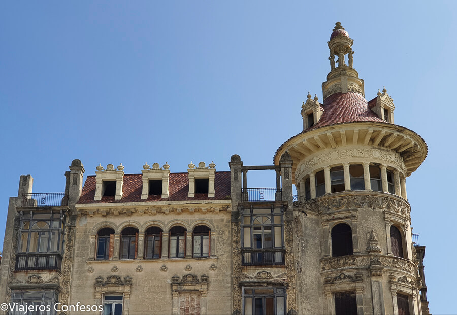 El edificio más moderno de Galicia: el de los Hermanos Moreno-Ulloa - Ribadeo Indiano - Qué ver en Ribadeo, Rinlo, la Devesa y Vilaframil (9)