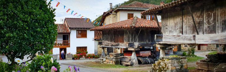 Ruta de los Hórreos de Espinaredo