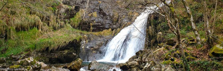 Cascada de Morlongo - Viajeros Confesos