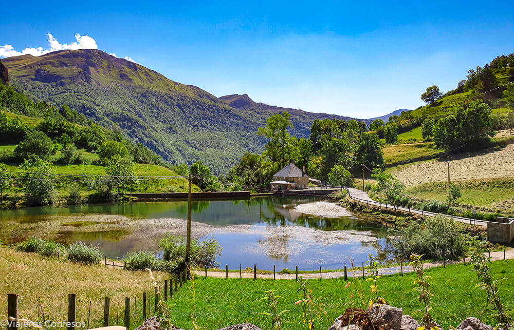 Casa de Compuertas - Ruta Lago del Valle - Senderismo en el Parque Natural de Somiedo (1)
