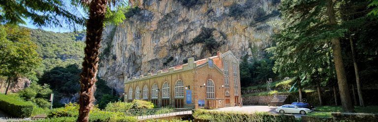 Visita a la central hidroeléctrica de La Malva- Viajeros Confesos