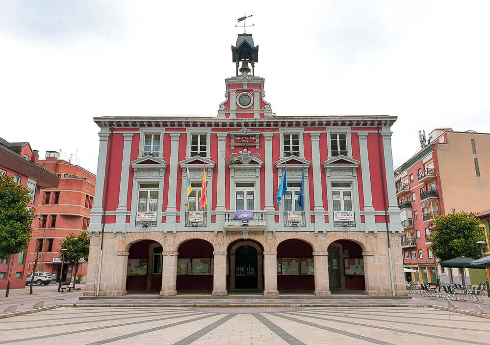 Ayuntamiento de Mieres - Qué ver en Mieres del Camín - Capital de la Cuenca Minera del Caudal (2)