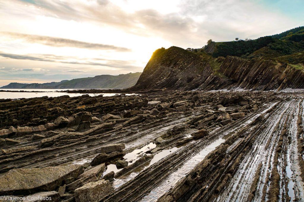 Guía para recorrer los flysch de la costa vasca