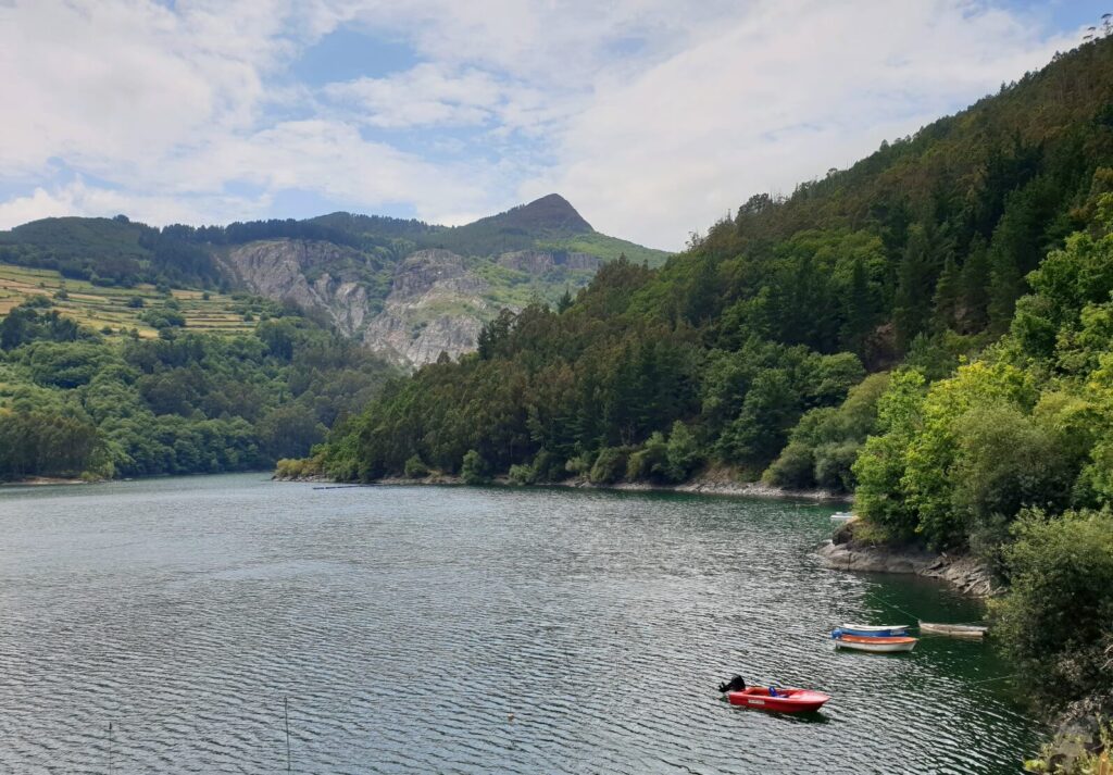 Embalse de Arbón - Ruta por el Parque Histórico del Navia - Cañón del río Navia, occidente de Asturias (4)