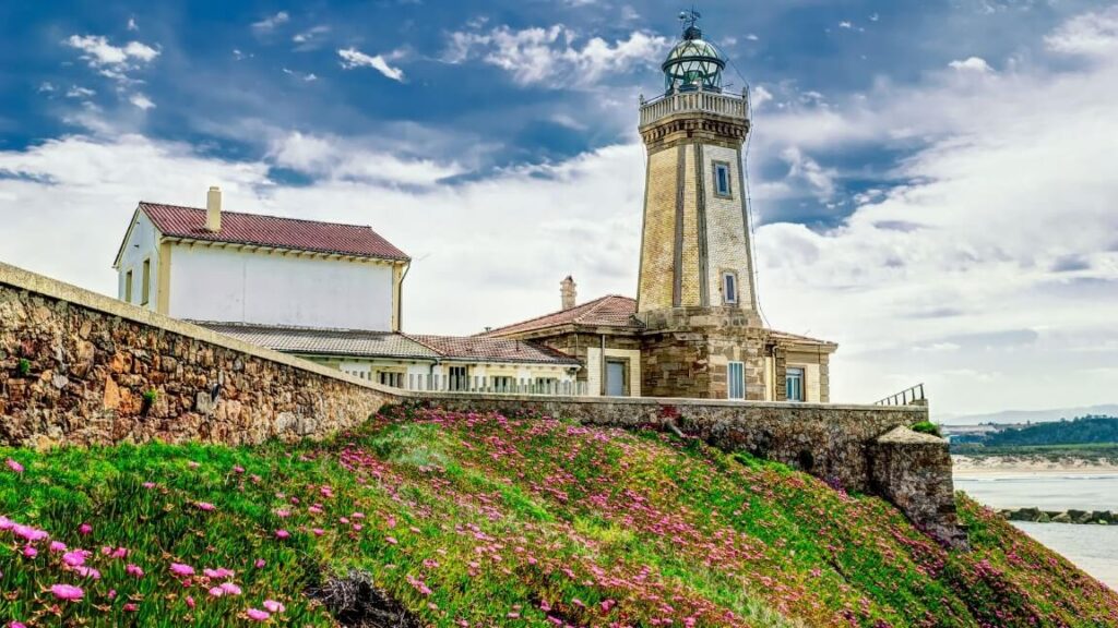 Faro de Avilés, Punta del Castillo - Faros de Asturias - Ruta por la costa asturiana (2)