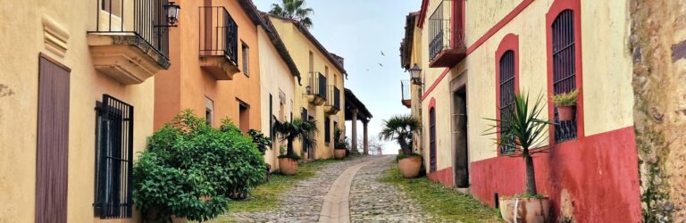 Guía completa para descubrir Granadilla Pueblo abandonado junto a un embalse en Extremadura (3)