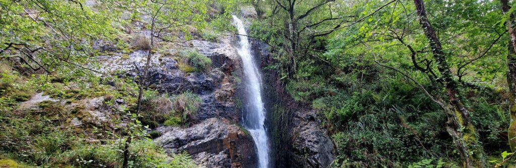 Ruta corta a la Cascada de Méxica en Villayón - Occidente de Asturias (1)