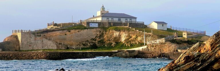 Ruta por los 16 faros de la costa asturiana (2)